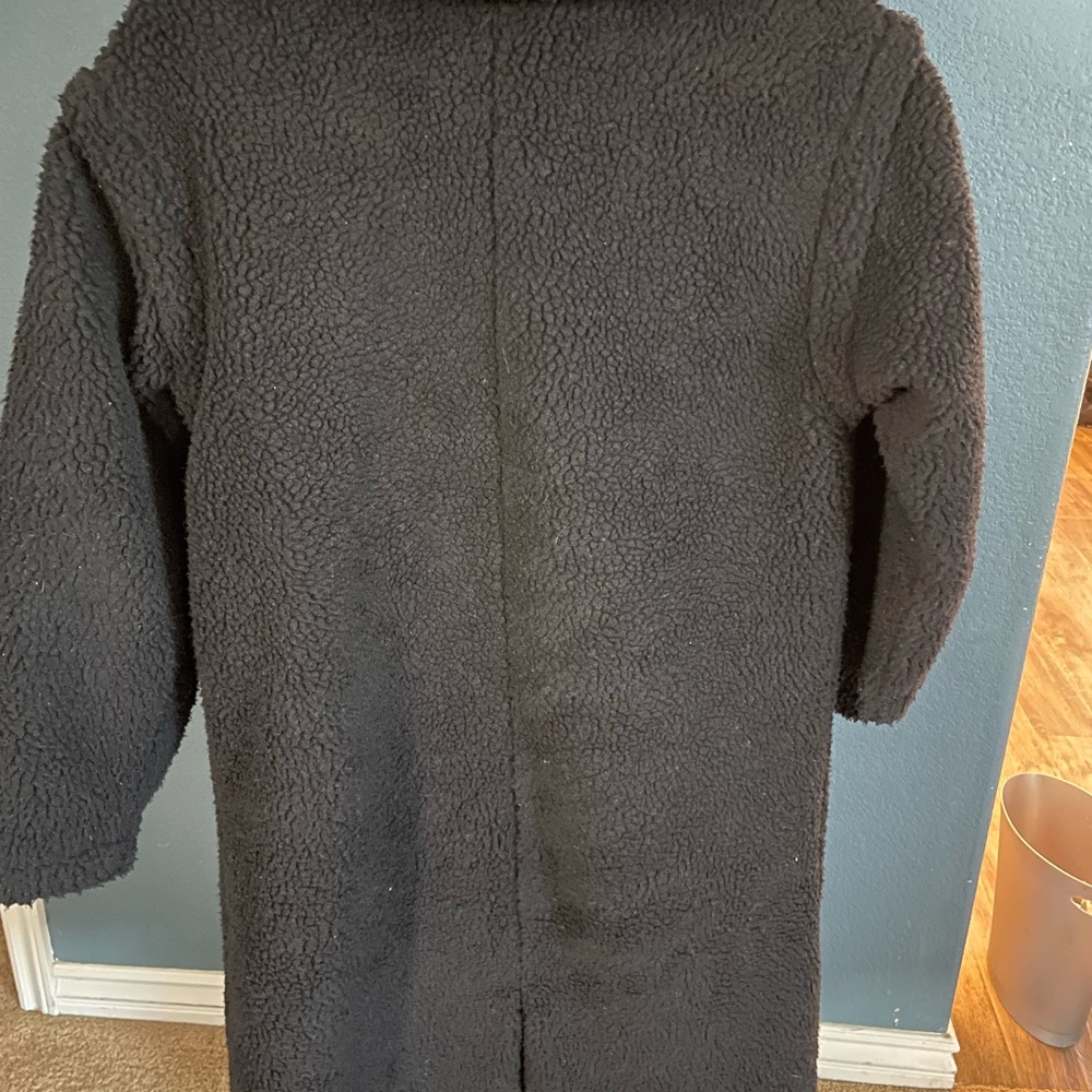 Fabletics Black Teddy Jacket - Picture 4 of 6